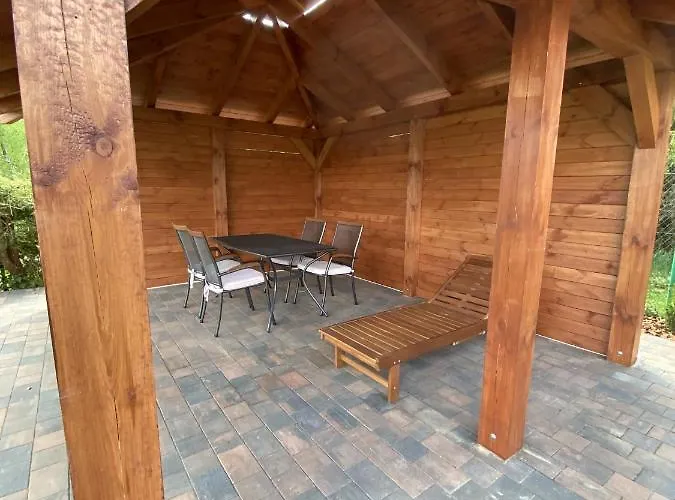 Kameralny Lägenhet Człuchów